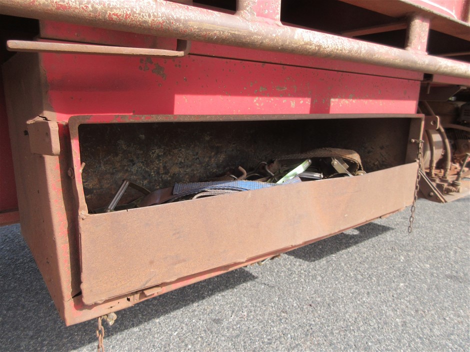 Yellow Gold Natural Tourmaline & Diamond Ring with valuation