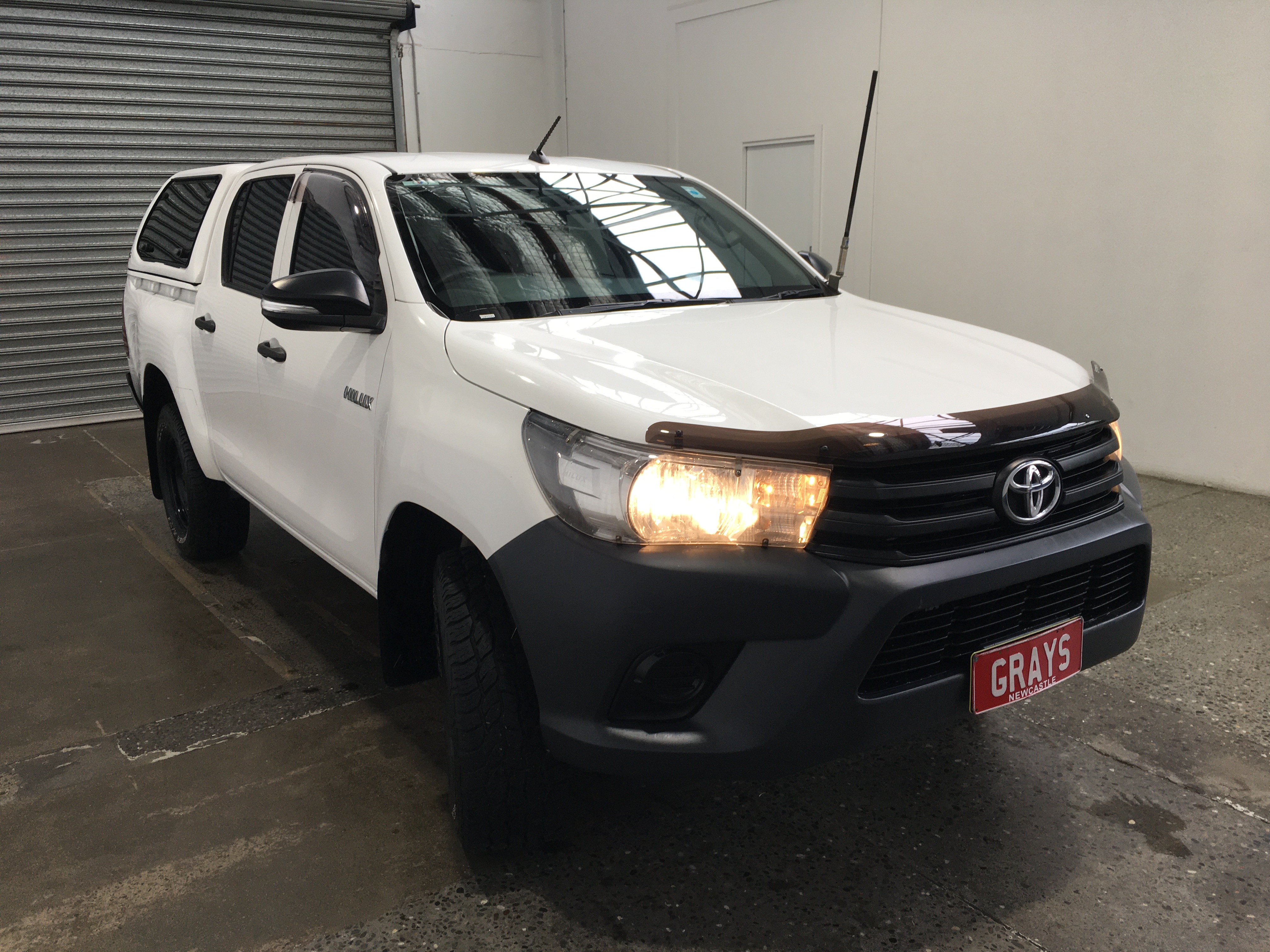 2 Packs of 5 x DEWALT XR Metal Reciprocating Blades 203mm 14/18 TPI.