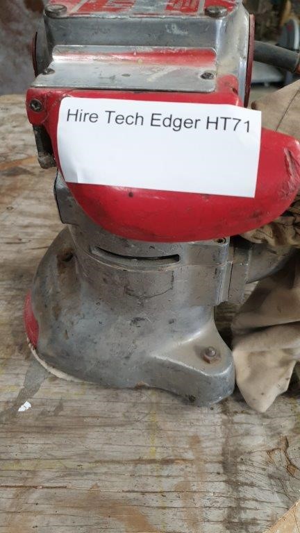 DeWALT 18V/54V XR FLEXVOLT Dual Port Battery Charger. NB: Not in Original B