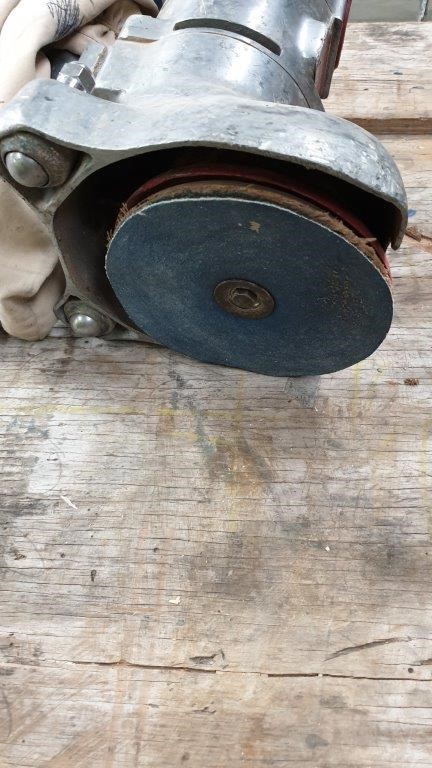 DeWALT 18V 5.0Ah XR Li-Ion Cordless Slide Battery. NB: Not in Original Box.