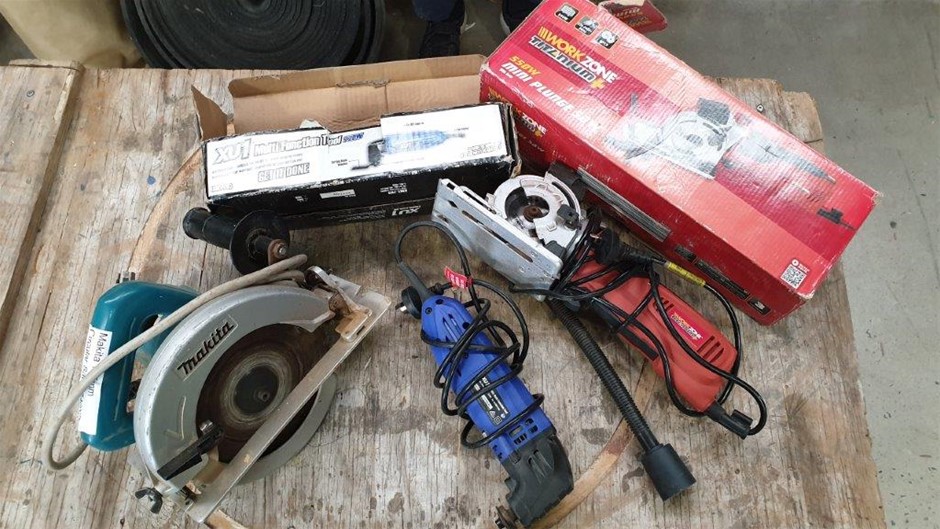 HANSGROHE AddStoris Shower Door Handle, Brushed Bronze.