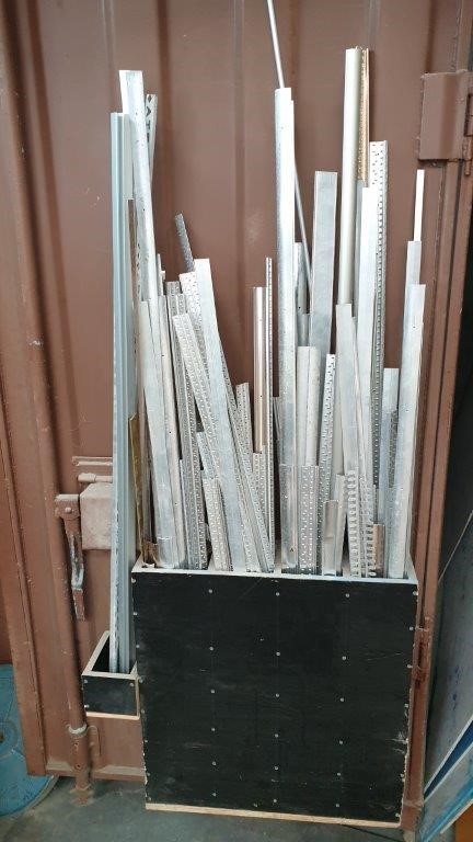 2 x Flat Webb Lifting Slings, WLL 2000kg x 1.5M (with Test Cert).