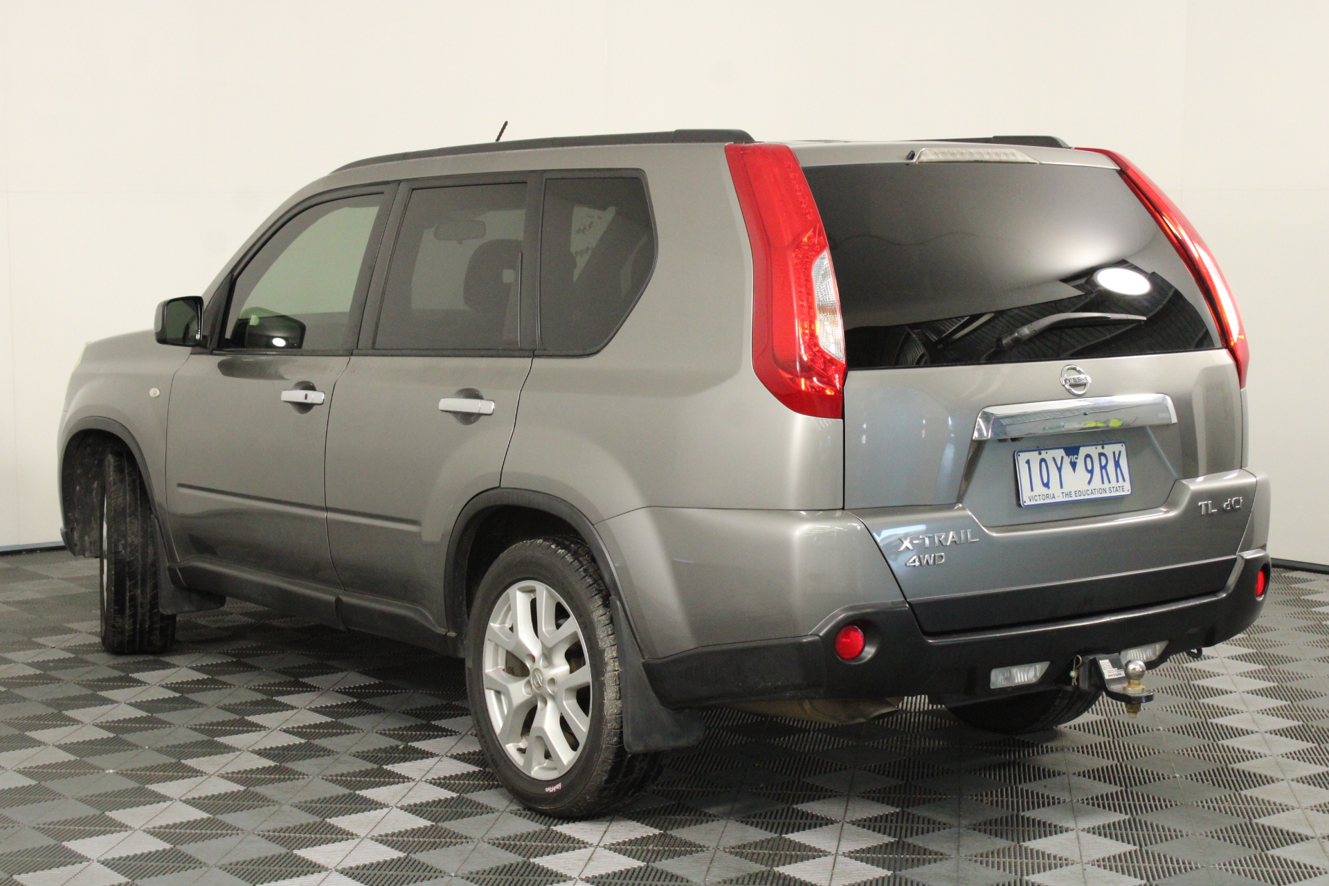 KARCHER 18 Volt Battery Fast Charger. NB: Minor use & Not in Original Box.