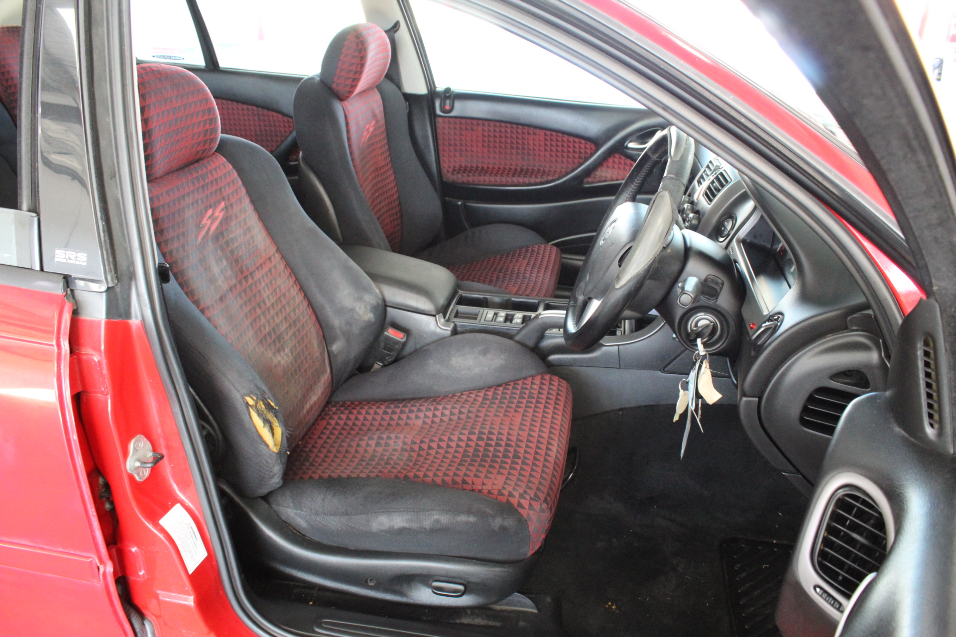 Jules Roy Chardonnay 2023 (6x 750mL), France.