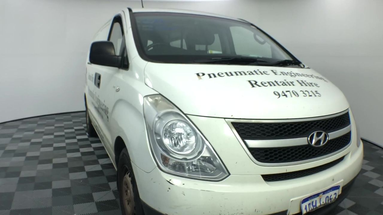 Lindeman's Bin 40 Merlot (6x 750mL).