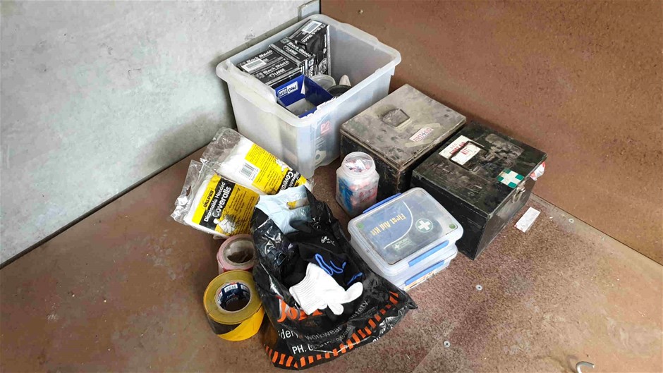 HP ProBook 430 G3 Laptop i5-6200U 4GBRAM/320GB Black