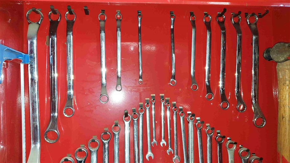 PNEUMATIC AIRCYLINDERS