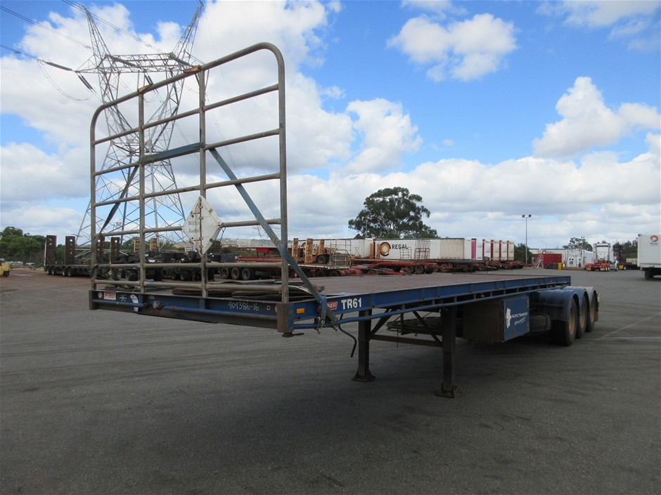 Plastic Stackable Crates