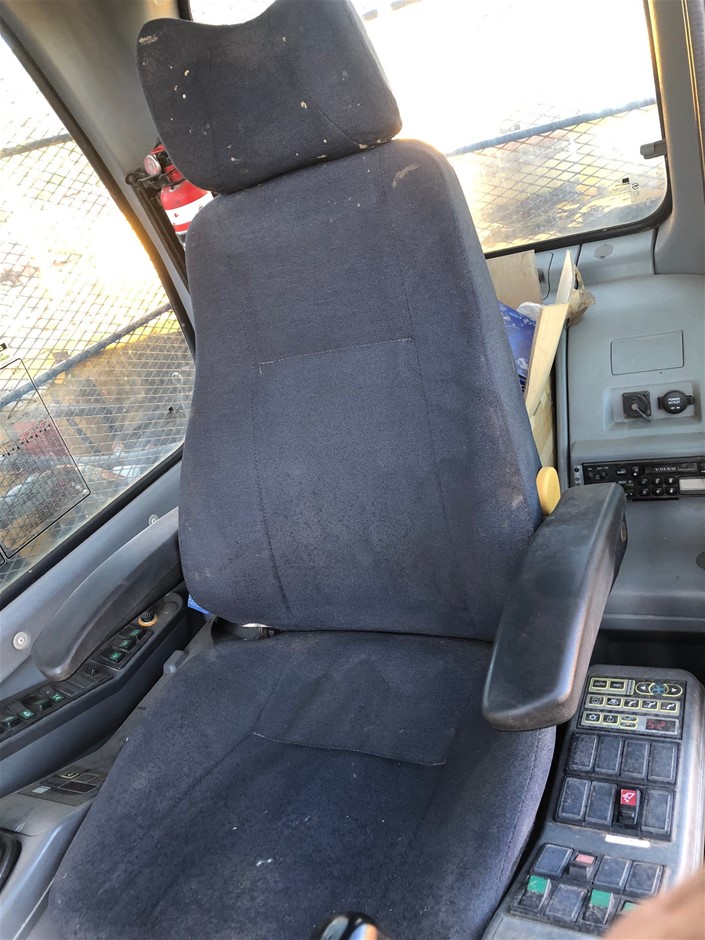 Men's Rectangle Luxury Wrist Watch Quartz Sports Luminous Quartz Watch