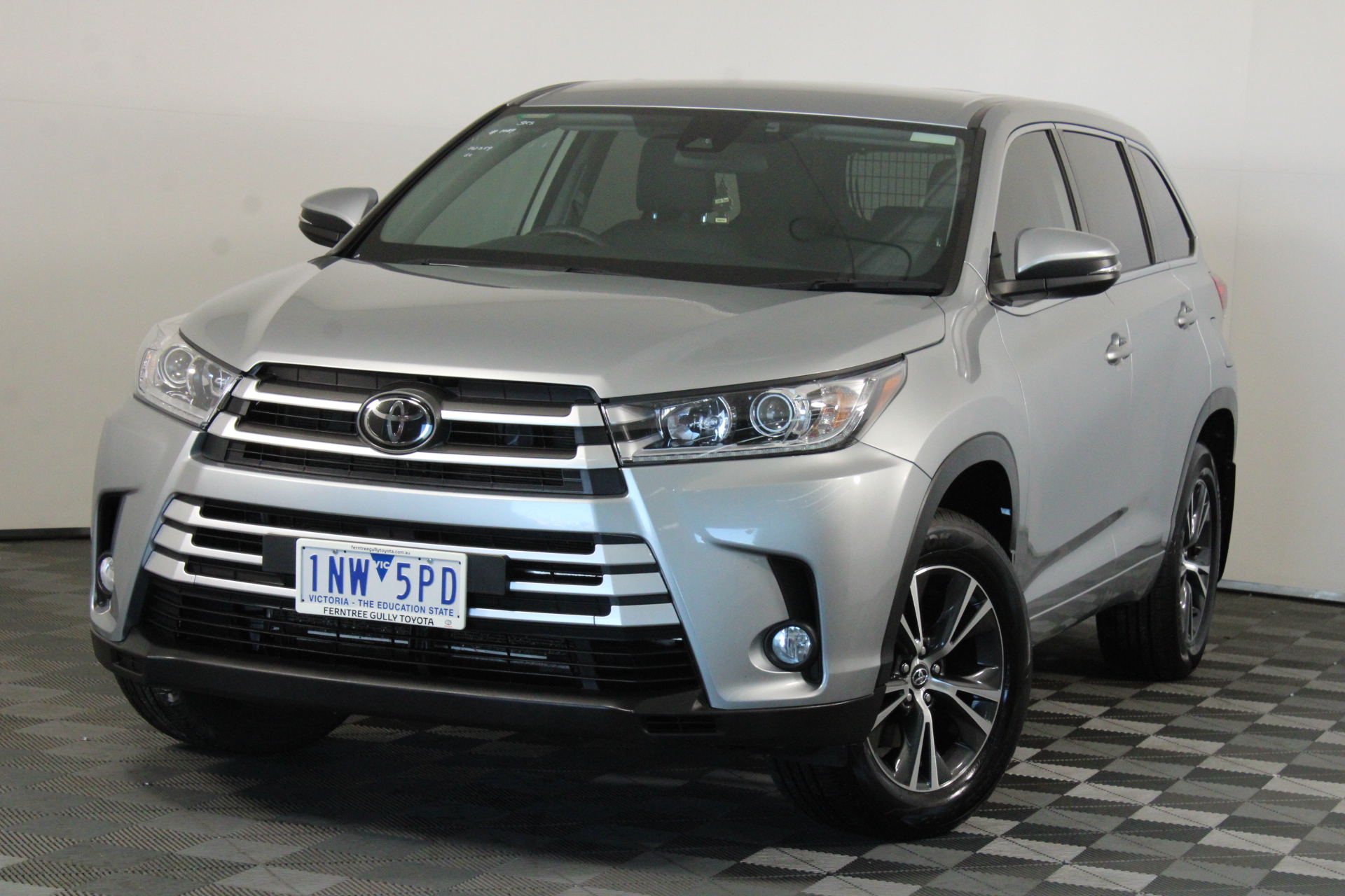 Mixed Brands Portable Power Banks