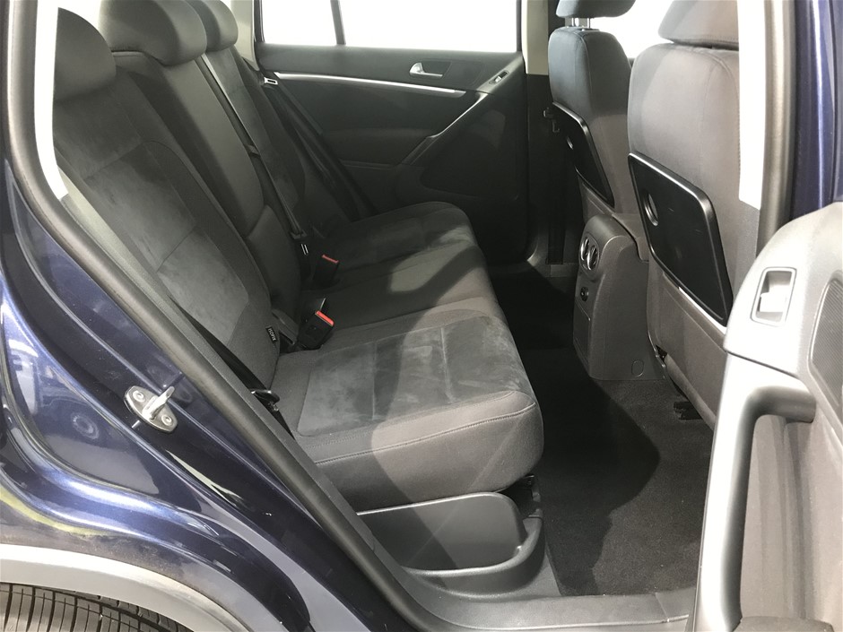 Marshall V-R842DP-AFHD Rack Mount LCD Video Monitors