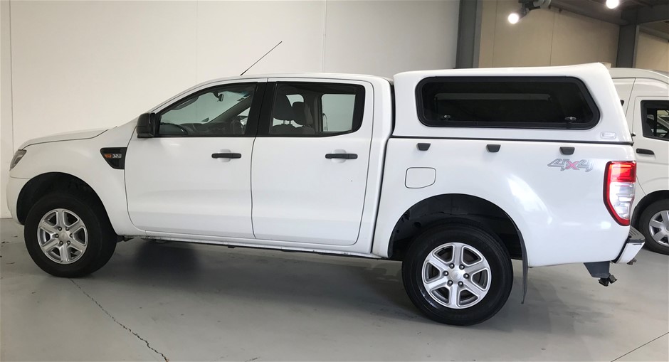 6mm Green Aventurine & Rhinestone Stretch Beaded Bracelet