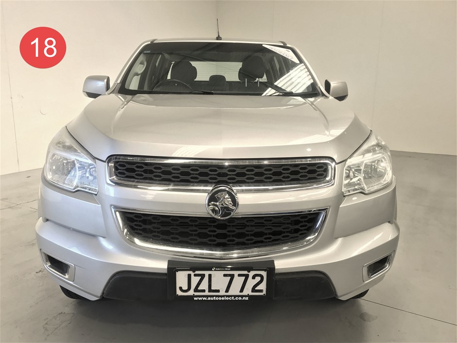 18K Gold-Filled Cuban Style Link Ring with Simulated Diamonds - Size 10