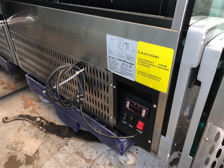 Sharpe Microwave & Ronson Kettle