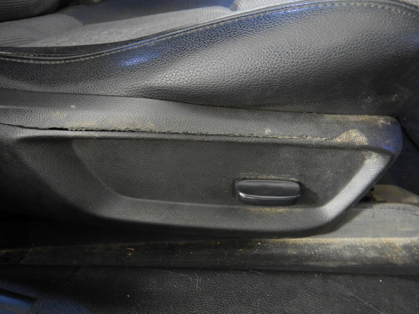 2024 Armor A21 Hybrid Off Road Caravan (Unused)