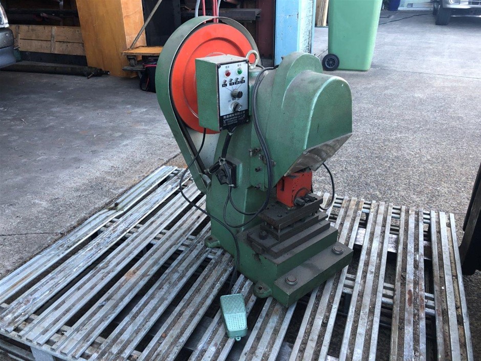 Dunes & Greene Chardonnay Pinot Noir NV (6 x 750mL)