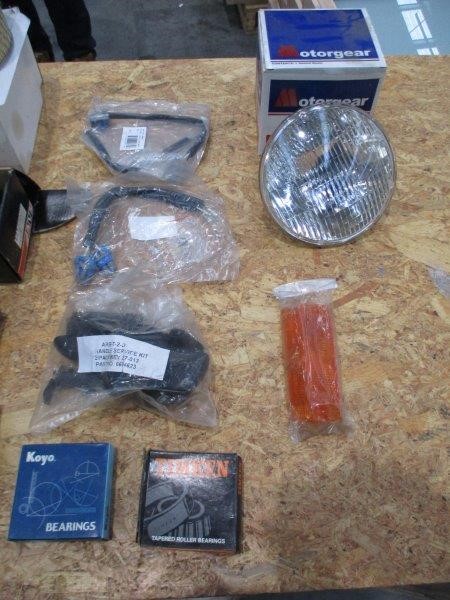 Lindeman's Early Harvest Crisp Chardonnay (6x 750mL).