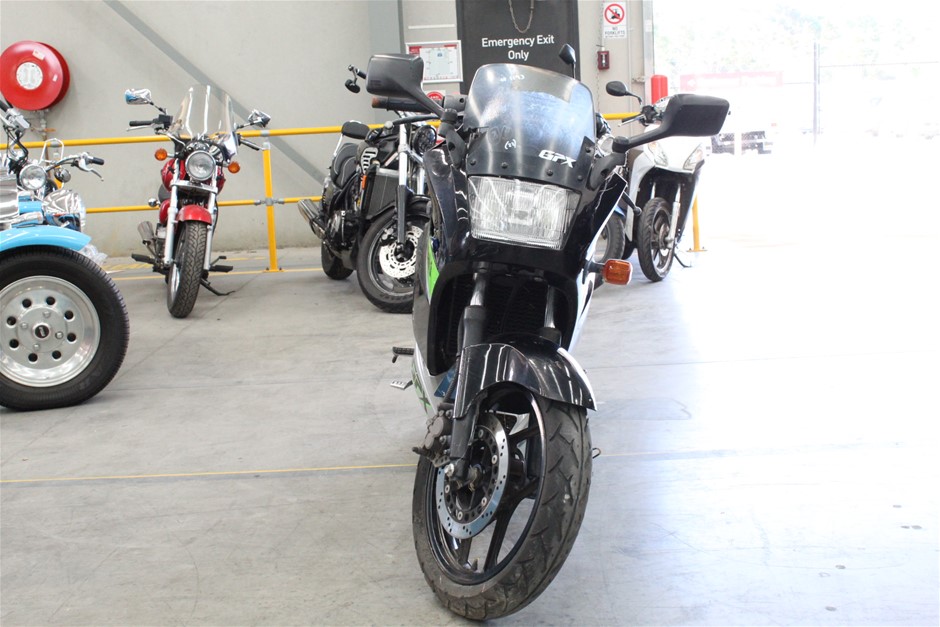 By The Vineyard Pinot Grigio (12x 750mL). SEA.