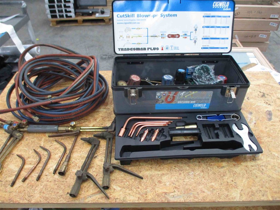 Squealing Pig Mid Strength Sauvignon Blanc (6x 750mL).