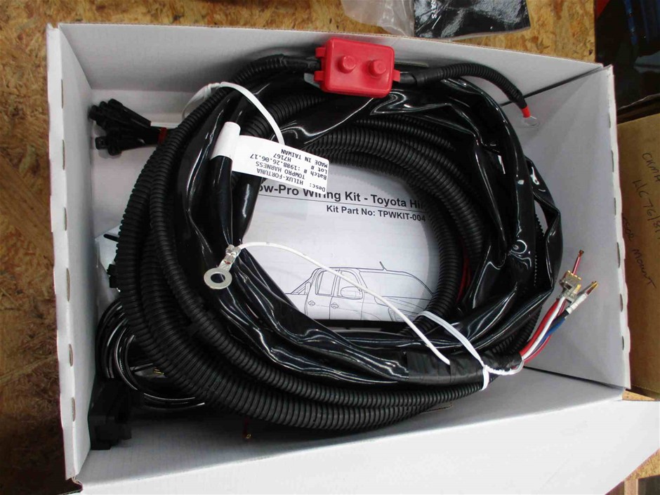 The Bowler Cleanskin Shiraz 2025 (12x 750mL) SA