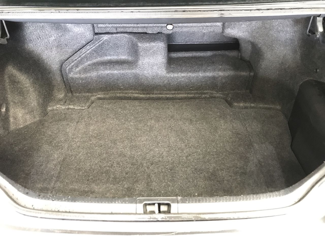 2.19 oval shape green diamond HPHT