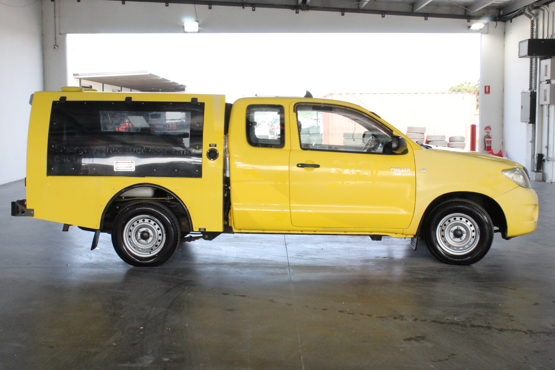 Green Aventurine & Blister Pearl Pendant Charm Link Necklace