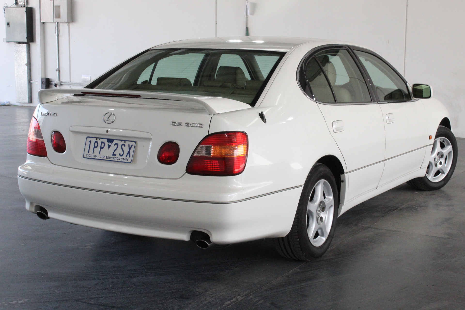 1966 Australia First & Last Queen Elizabeth Silver round fifty centsx4