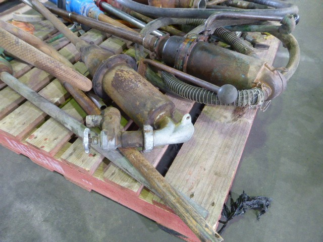 1/10 Oz 999.5 Silver Red Kangaroo & Joey 2025 AU Bullion Merchants x 4