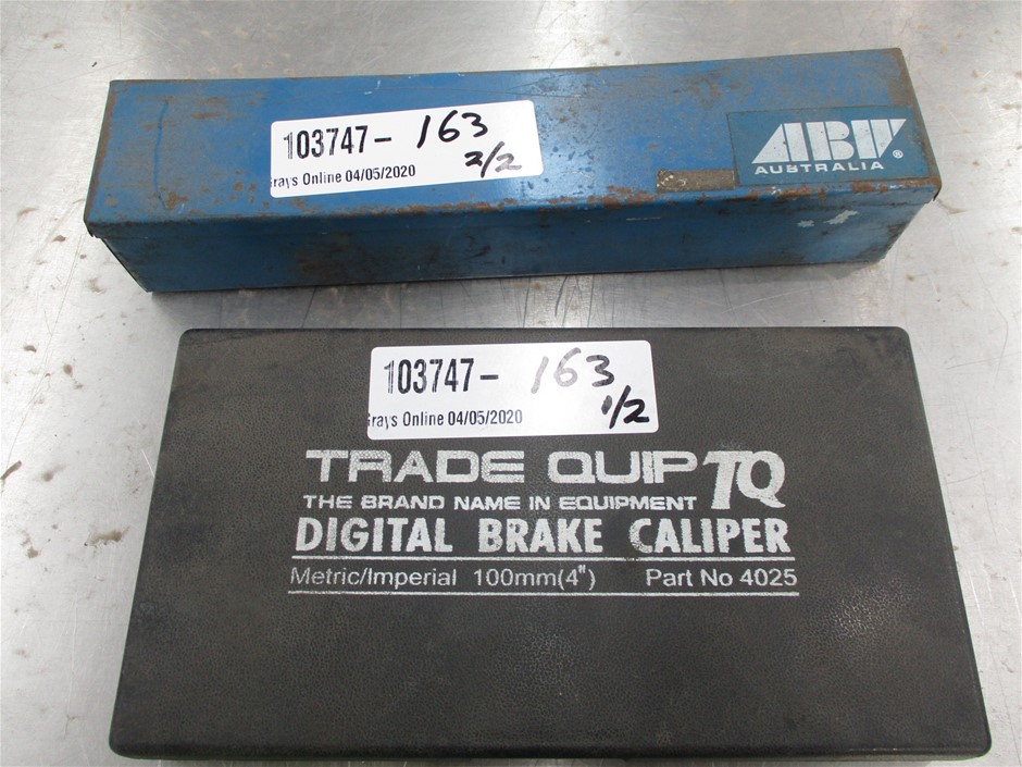 0.085ct GRA Certified Moissanite 925 Silver Toggle Link Pendant Necklace