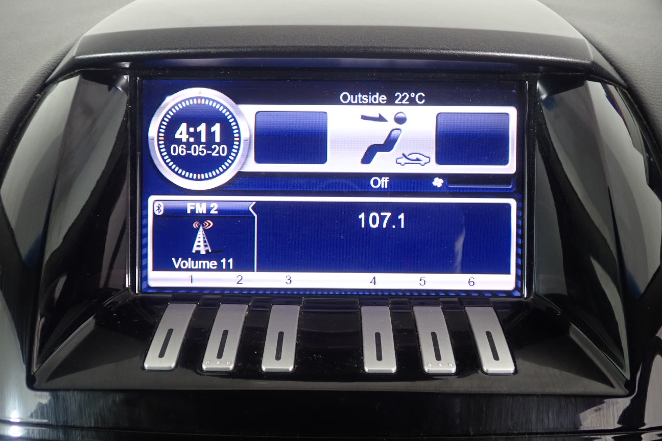 7-8mm & Blister Pearl with Gold Trimming Beaded Necklace