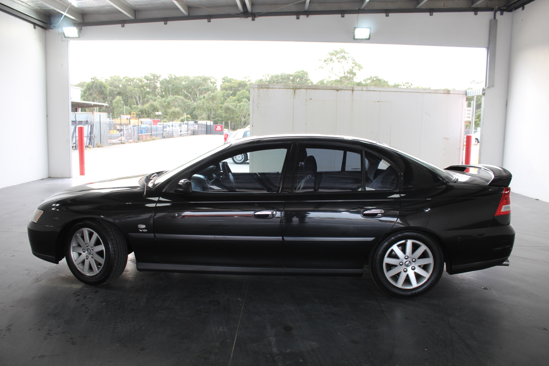 5-6mm White Pearls with Pink Rhinestone Rose Gold Plated Necklace