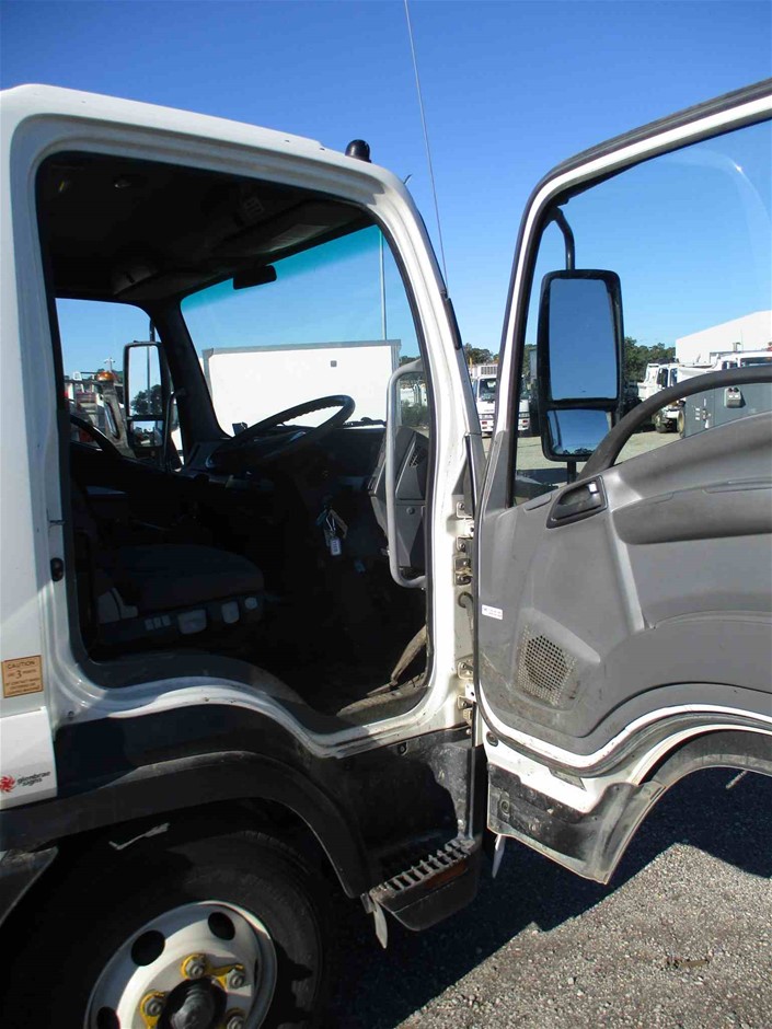 Silver-Filled Cuban Link Chain Bracelet, 8MM Wide - 19cm