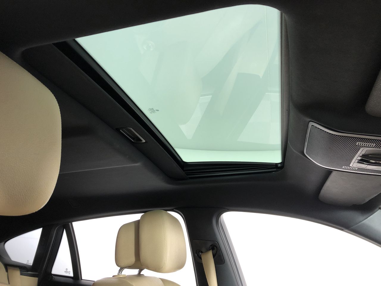 WATERPIK Ultra & Cordless Plus Waterflosser Pack. NB: Minor use.