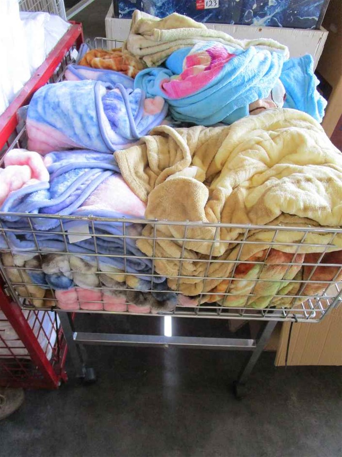 Vial full of Gold Leaf/Flake