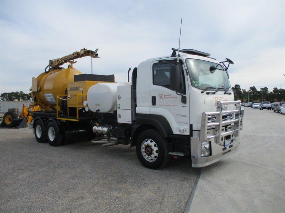 Dual Toilet/Shower Block (Unused)
