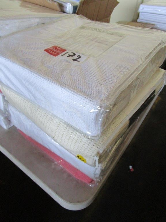 9K Yellow Gold MINI INITIAL 'Y' Bracelet 15.5-19cm