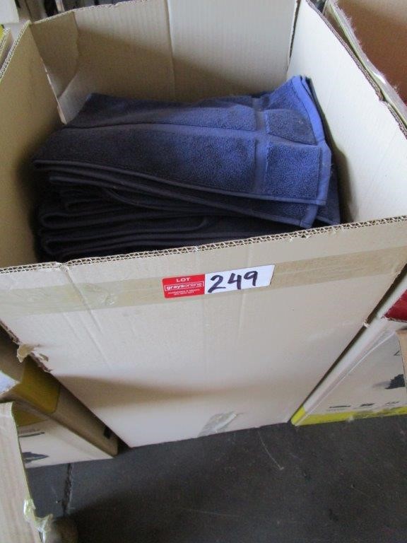 Quantity of 100 1800mm Star Pickets (Unused),