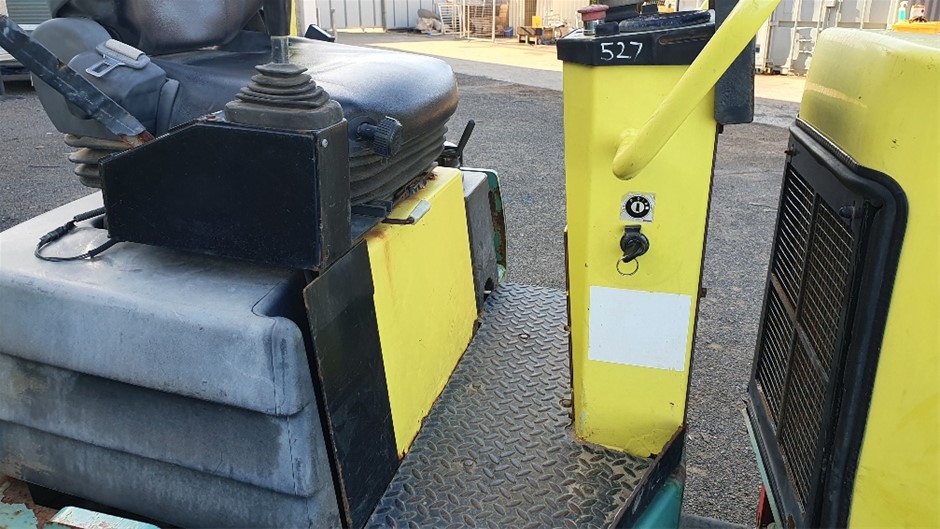 9K YELLOW GOLD MALACHITE NECKLACE 45cm