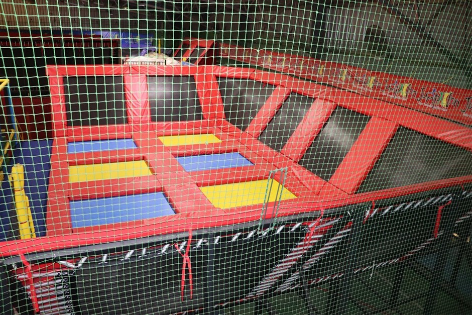 9K Yellow GOLD 0.07CT HI I1 DIAMOND RUBY PENDANT