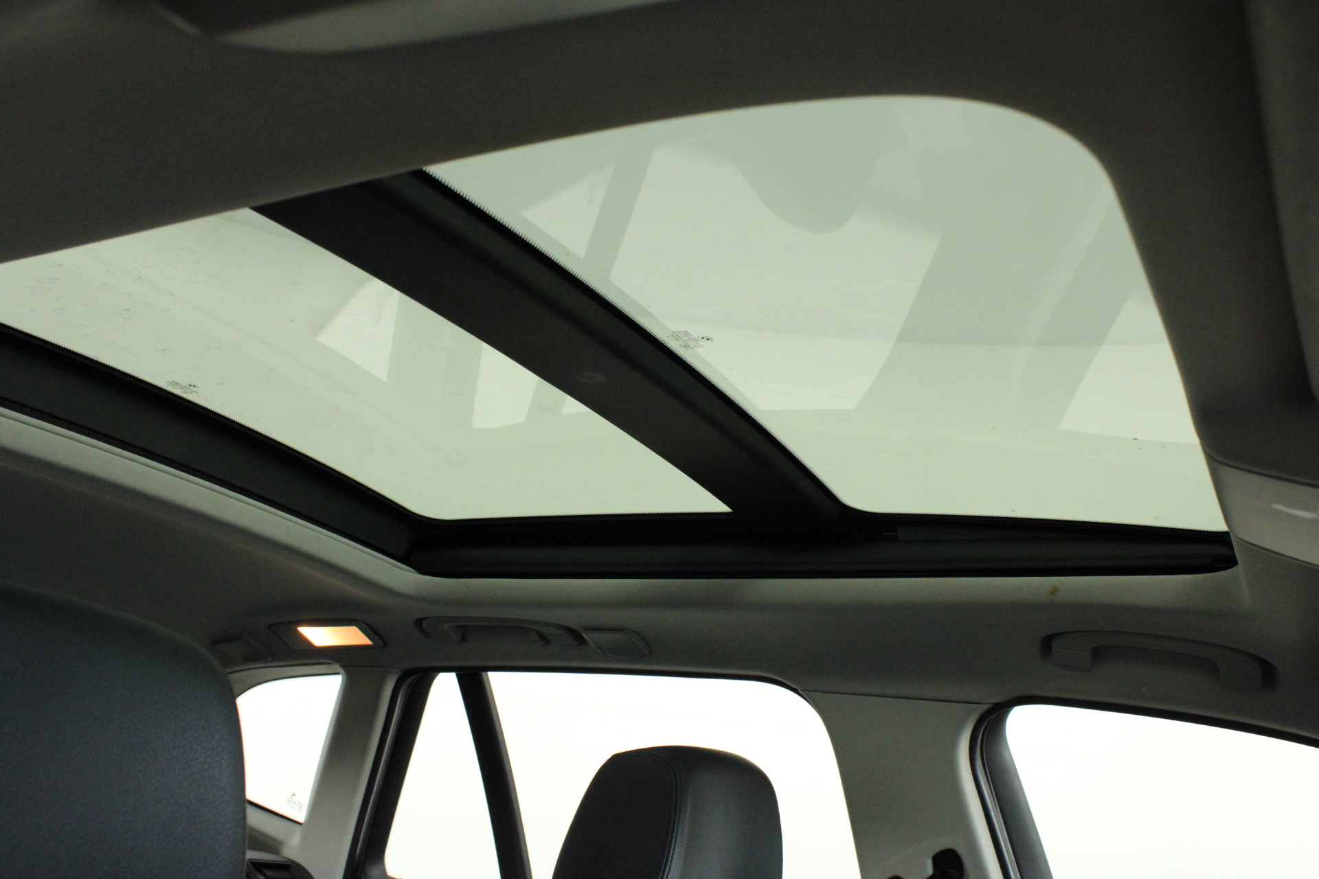 9K Yellow GOLD 0.10CT HI I1 DIAMOND RING