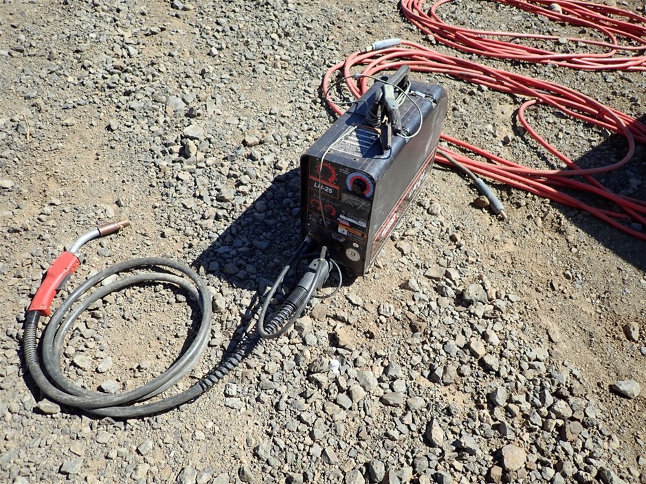 9K WHITE GOLD 0.18ct HI I1 DIAMOND NECKLACE 45cm