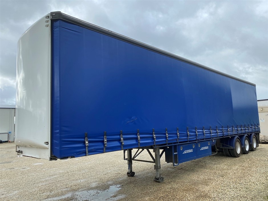 9K Yellow Gold 0.08CT HI I1 DIAMOND TOPAZ RING