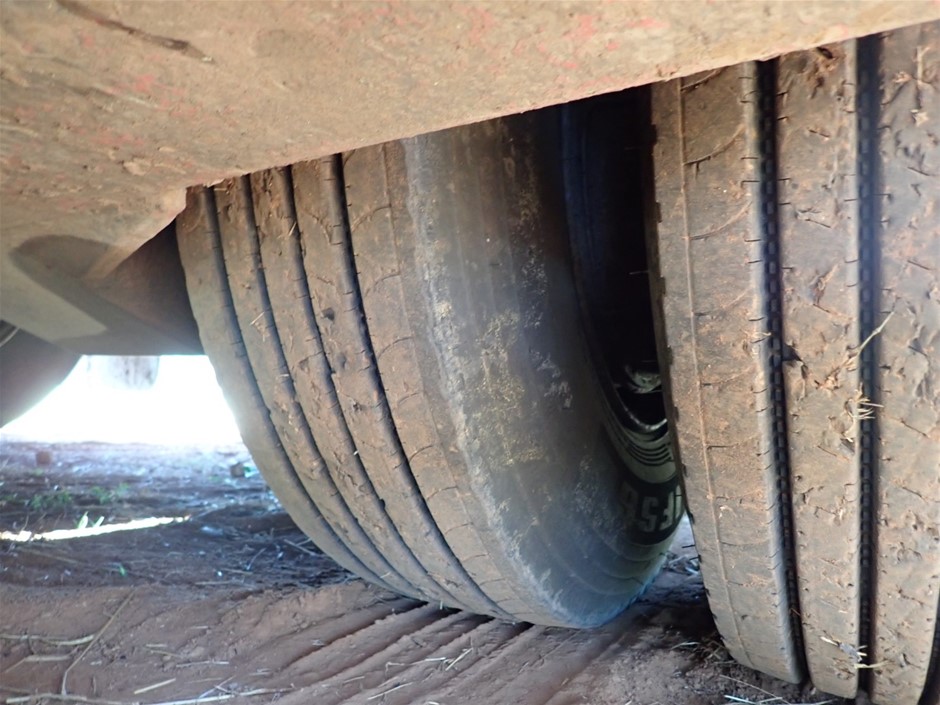 9K Yellow GOLD HLW RECTANGLAR SIGNET RING