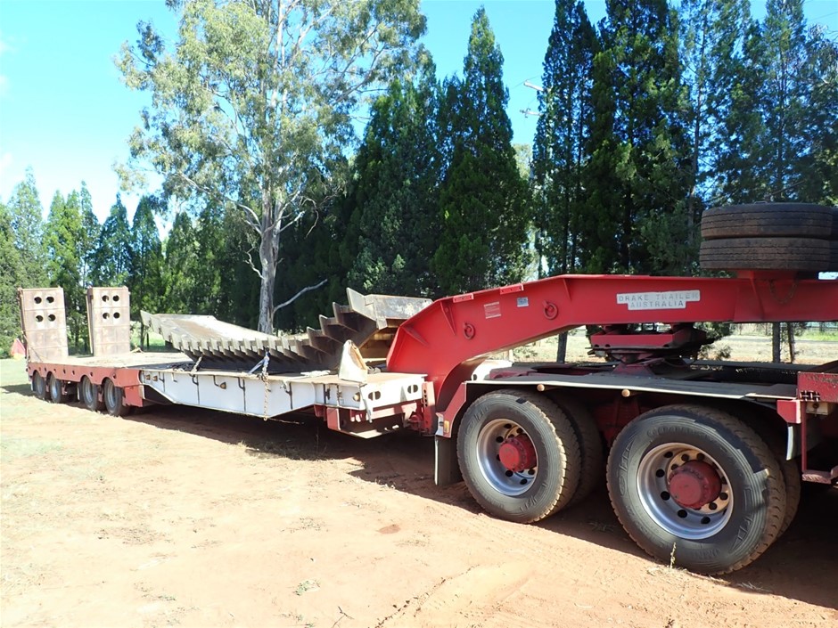 9K Yellow Gold 0.06ct HI SI DIAMOND SAPPHIRE RING