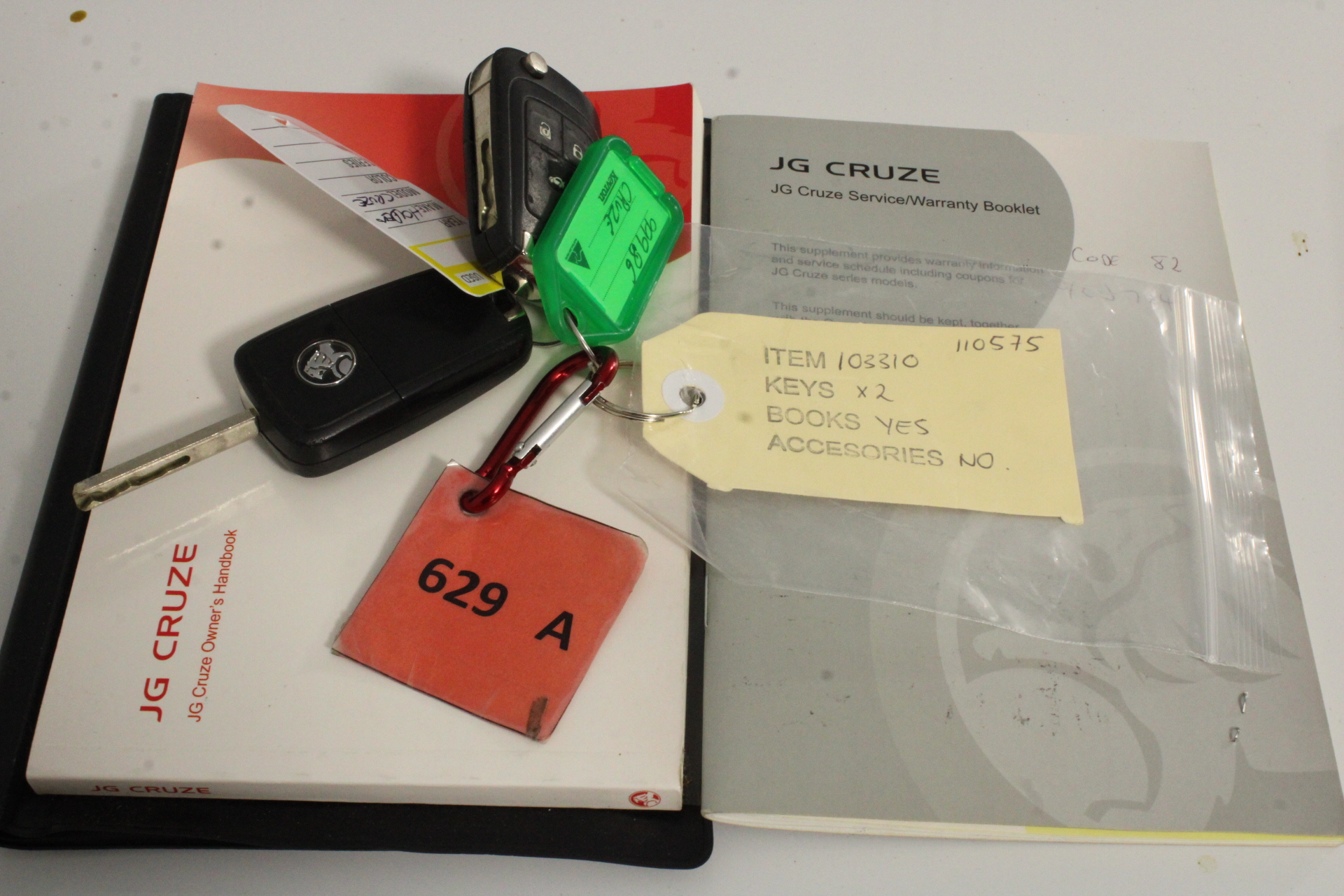 9K YELLOW GOLD 0.07ct FVS LAB DIAMOND FW PEARL BRACELET 17-19cm