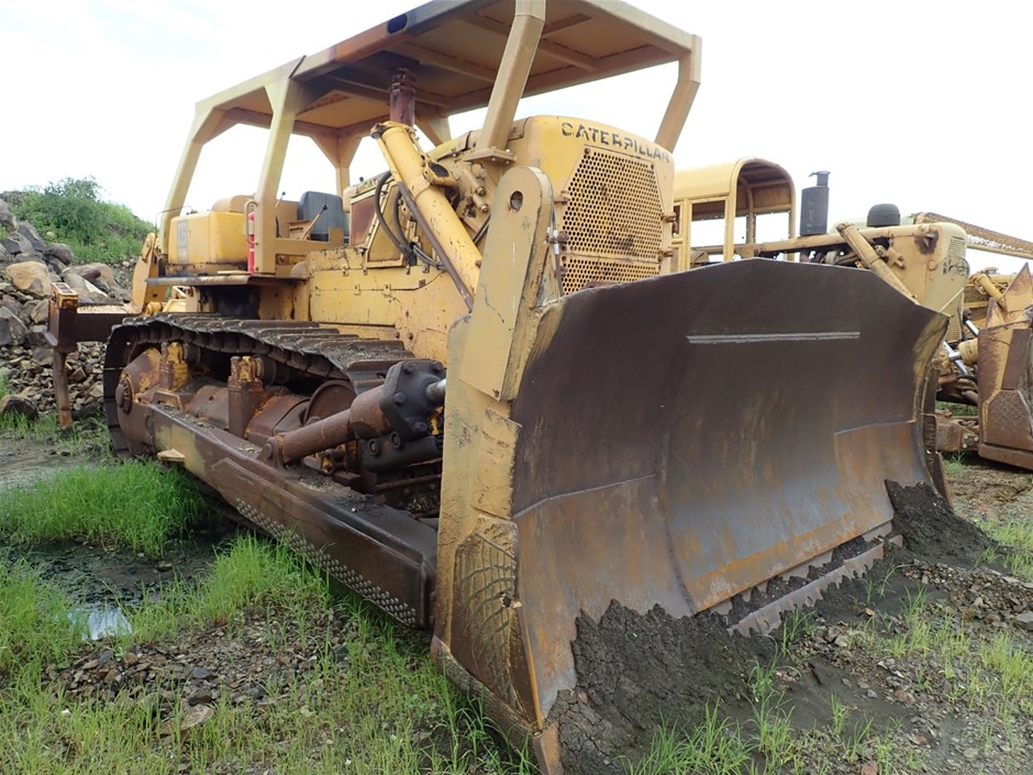 9K WHITE GOLD 0.10ct F VS LAB DIAMOND 3 STONE RING