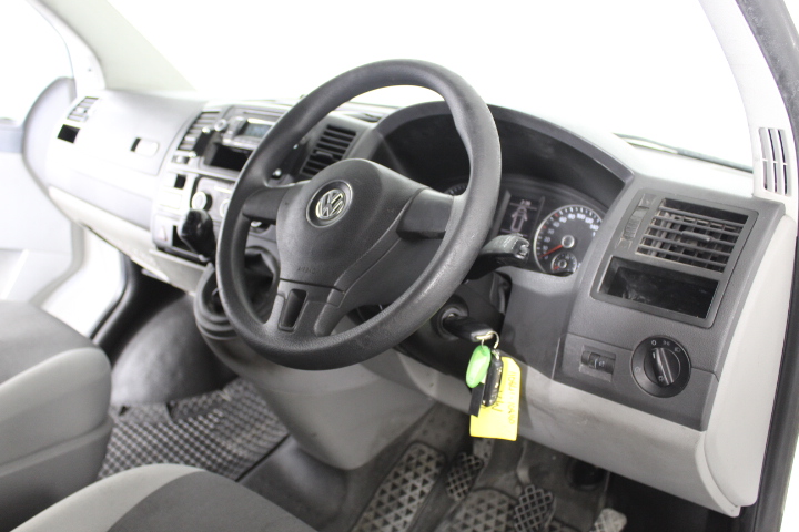 9K YELLOW GOLD 0.45ct F VS MULTI SHAPE LAB DIAMOND RING