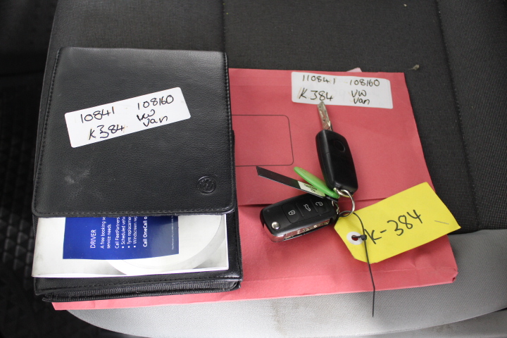 9K WHITE GOLD 0.10ct F VS LAB DIAMOND MARQ OFFSET RING