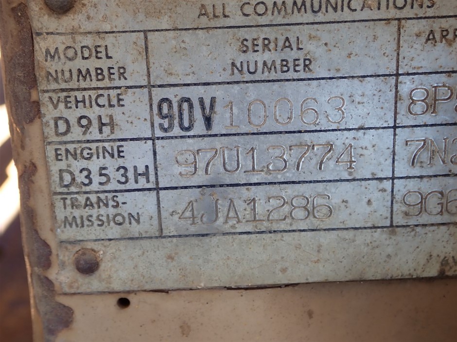 9K YELLOW GOLD 0.75ct F VS LAB DIAMOND CHANNEL SET BAND