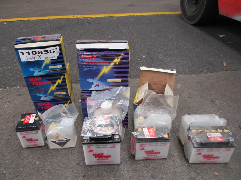 9K WHITE GOLD 1.15ct F VS LAB DIAMOND RADIANT HALO RING